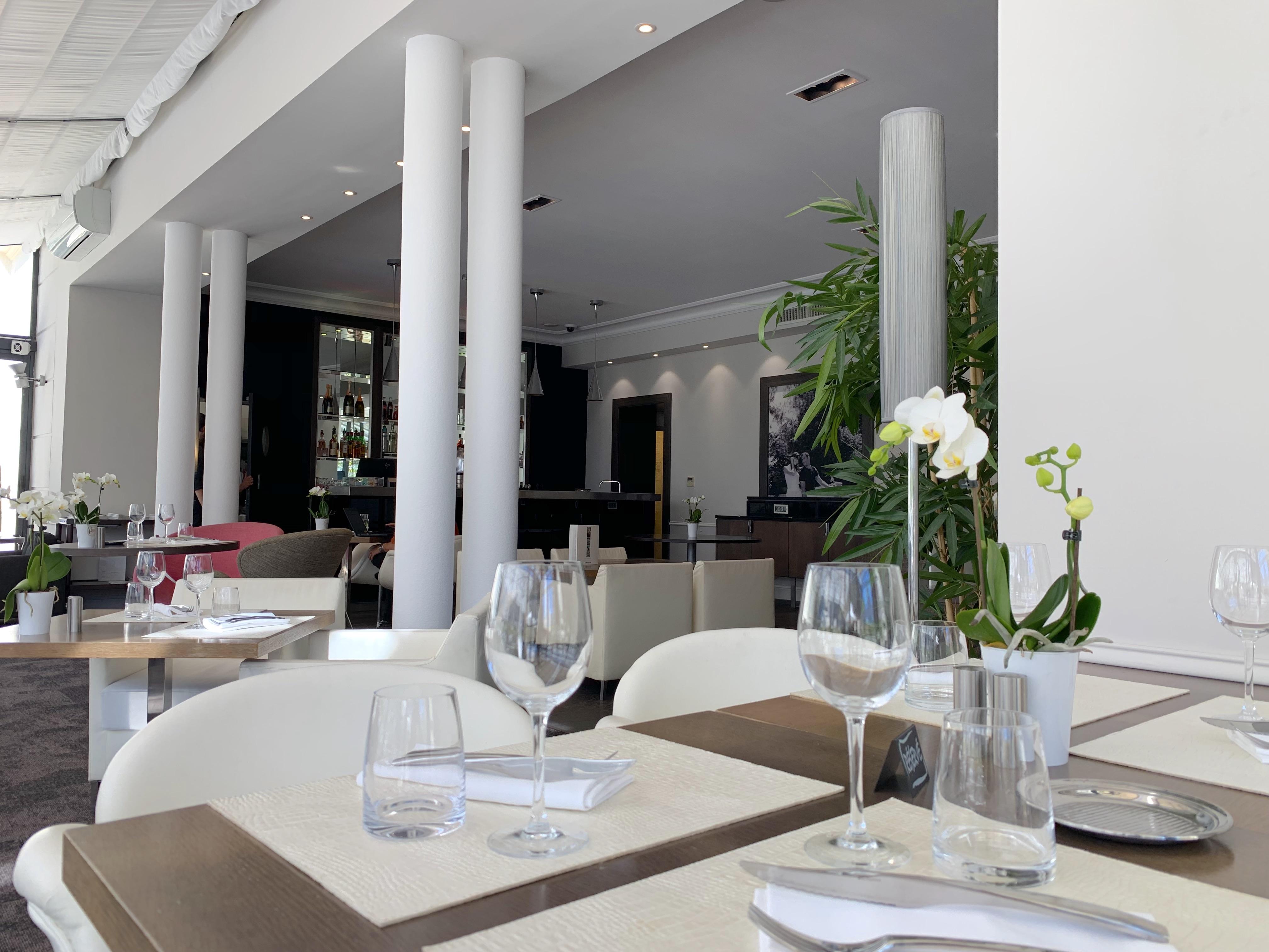 Hotel Le Canberra Cannes Exteriör bild