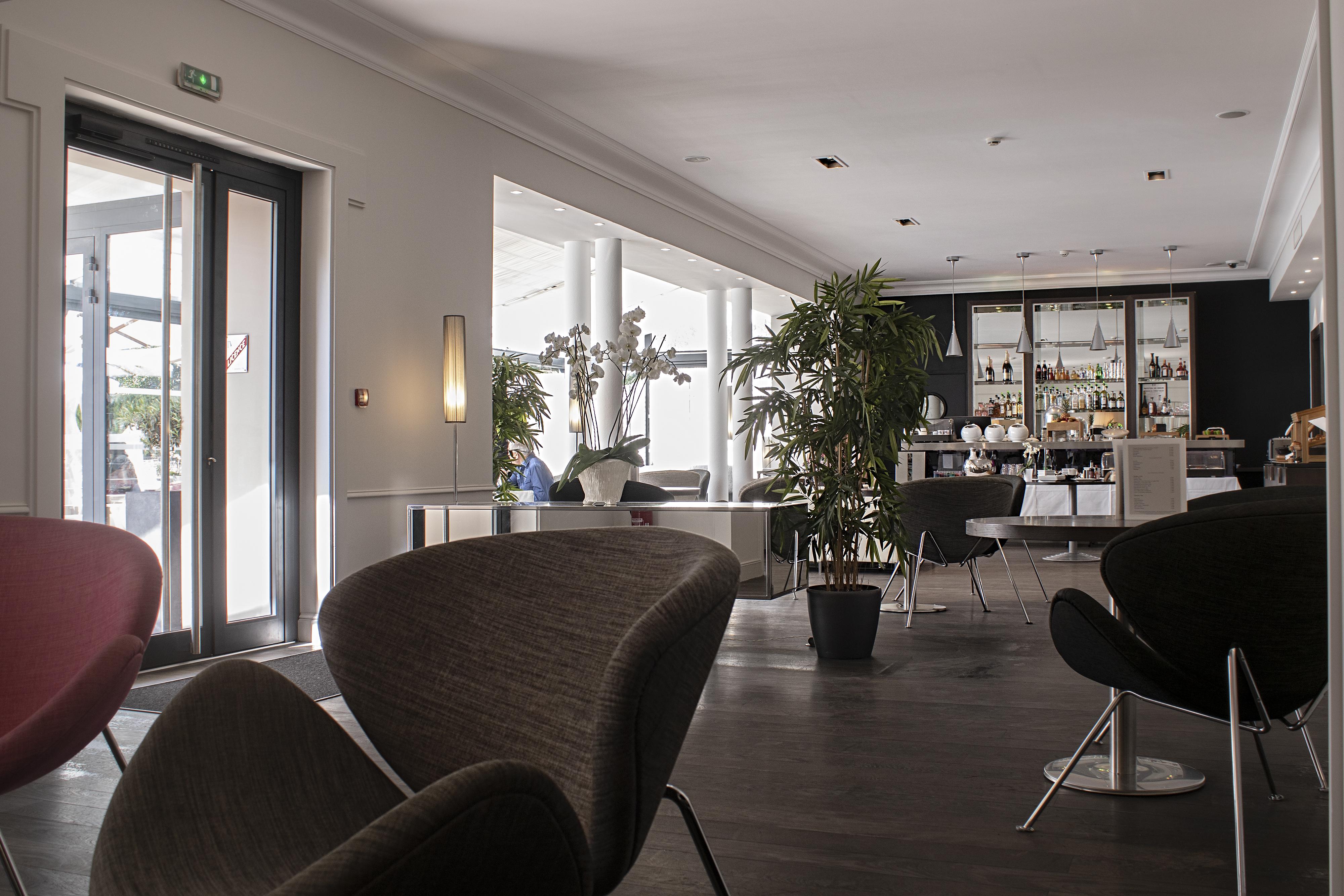 Hotel Le Canberra Cannes Exteriör bild
