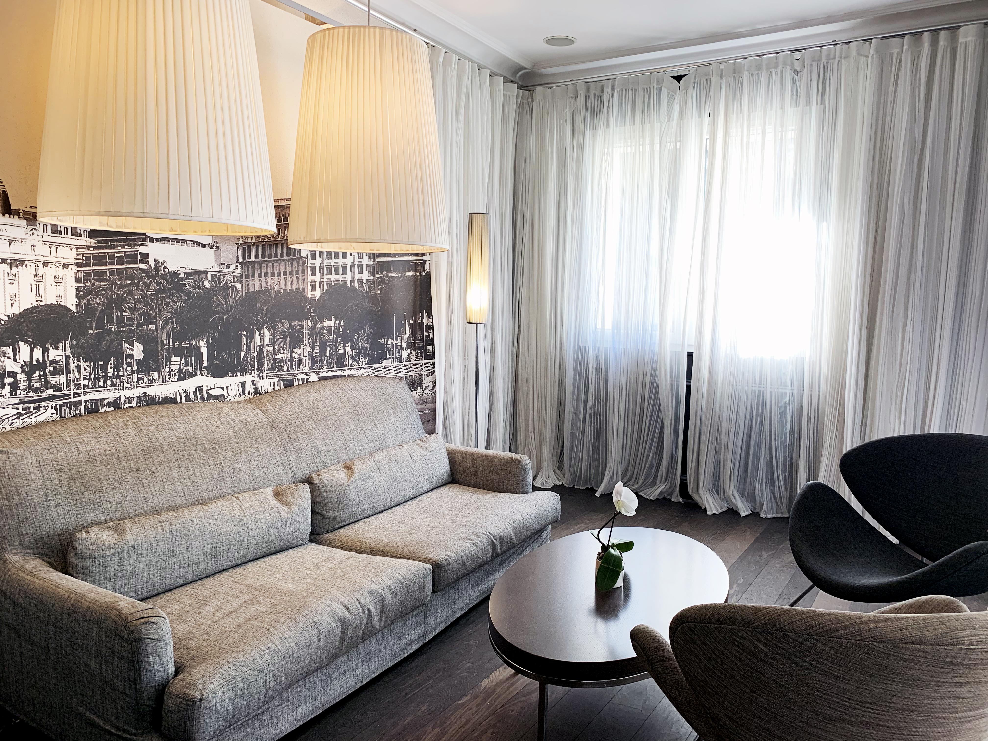 Hotel Le Canberra Cannes Exteriör bild