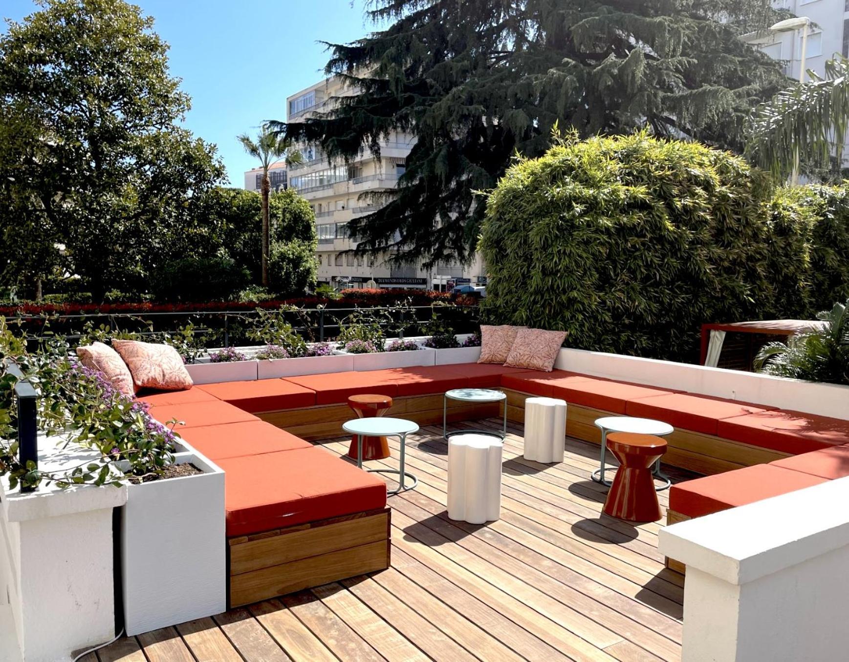 Hotel Le Canberra Cannes Exteriör bild